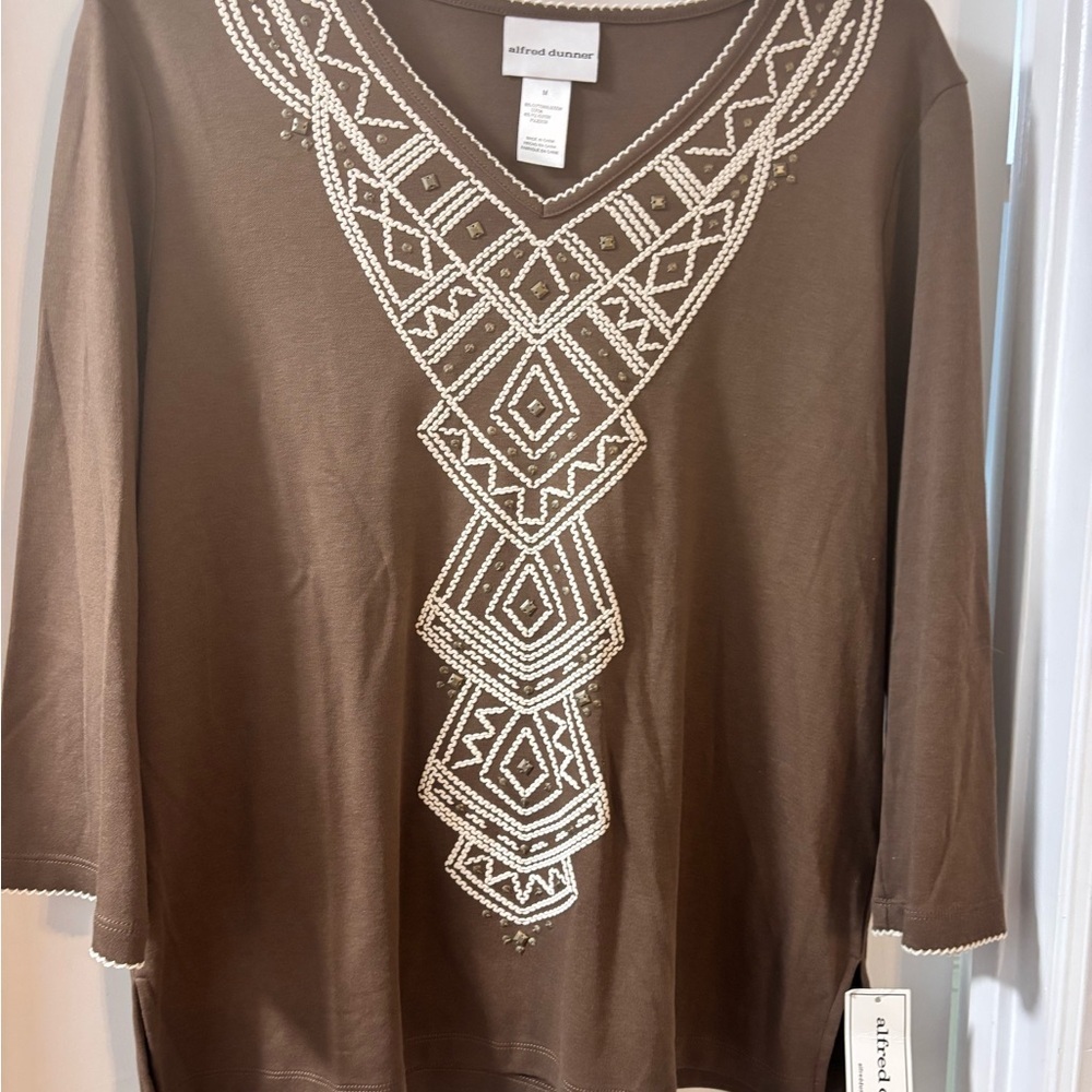 Alfred Dunner Brown Top with White Geometric Design